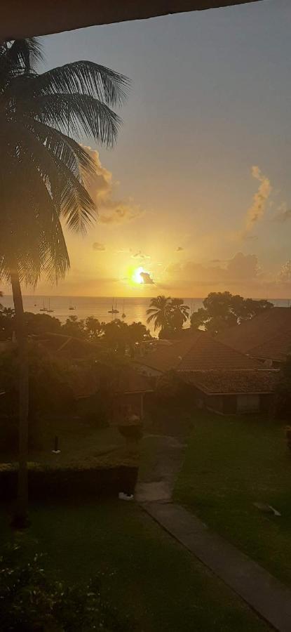 Case Coco A Sainte Anne Avec Wifi Vue Mer Exterior photo