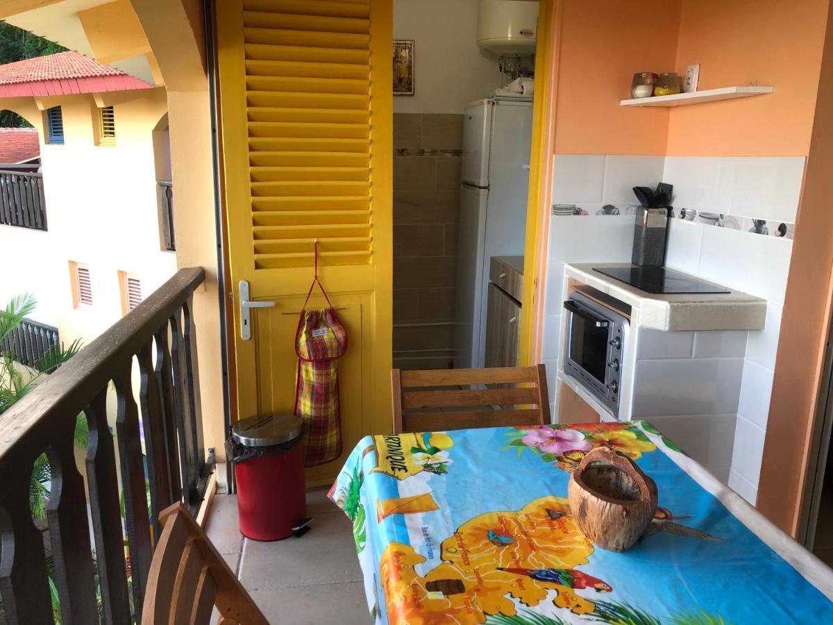 Case Coco A Sainte Anne Avec Wifi Vue Mer Exterior photo